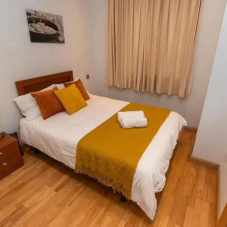 Britain In The Sun At Luxurious Ocean Village Apartment Gibraltar